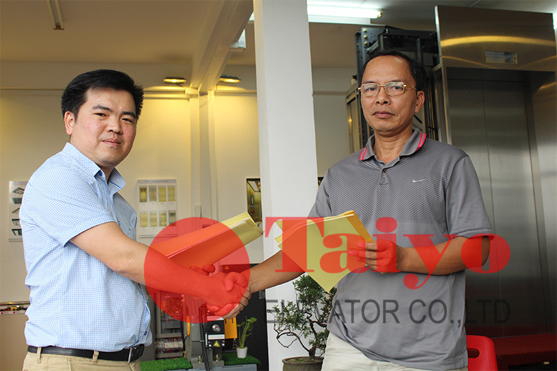 ky-hop-dong-anh-truong2