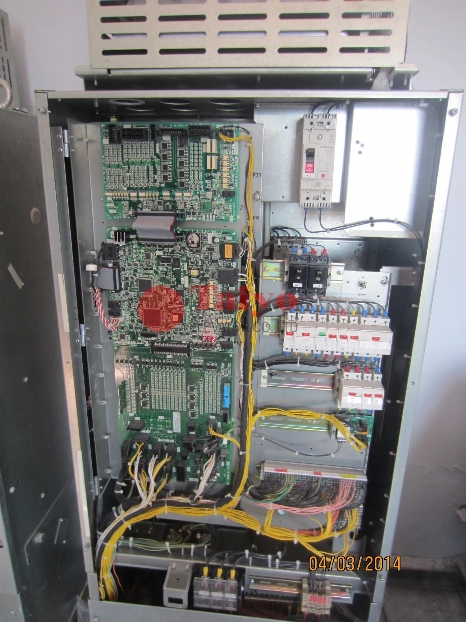 TỦ điều khiển Thang máy tải khách 750kg