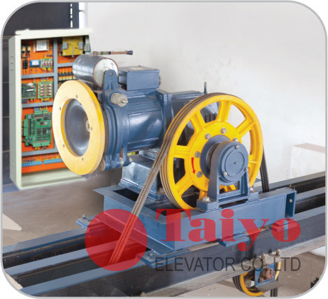 Hình ảnh động cơ Thang máy tải hàng 3 tấn