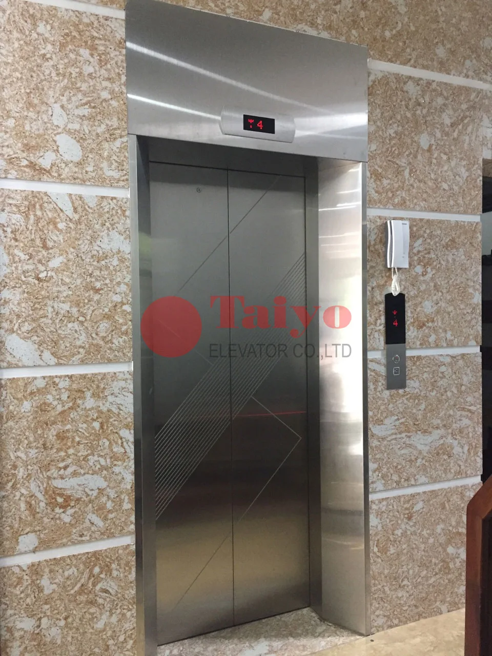 Khung bao bản rộng cửa tầng 1
