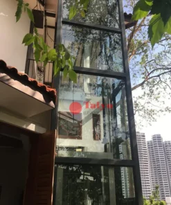 thang may kinh mini ngoai troi tai pho co hoan kiem