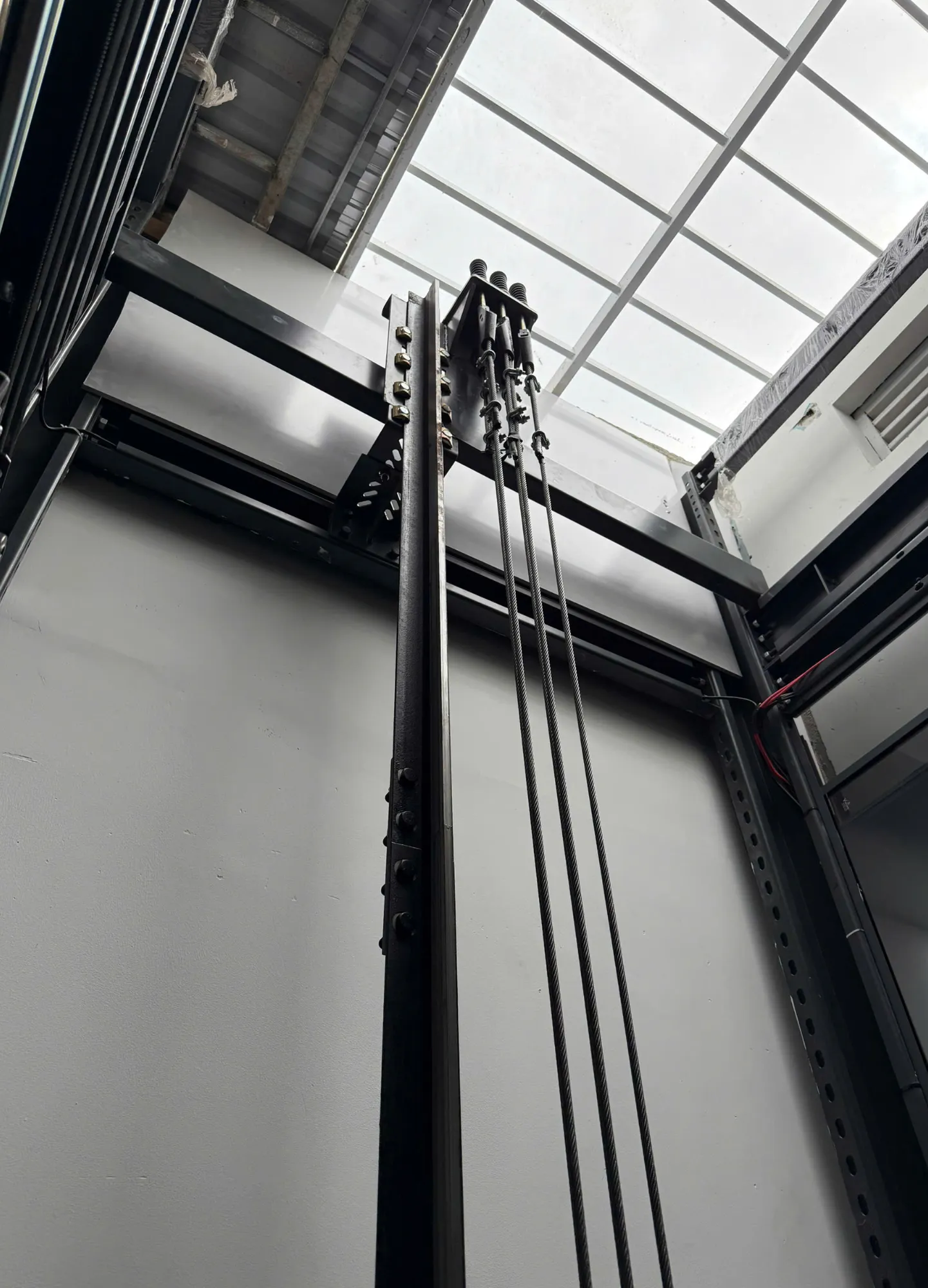 LẮP ĐẶT THANG MÁY ĐỘNG CƠ Ý TẠI Hà Nội 15 Ảnh 5