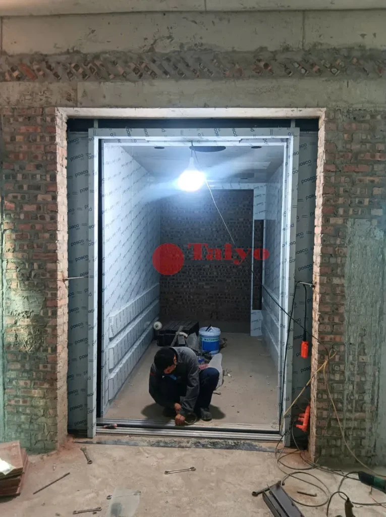 Cập nhật công trình lắp thang máy tại KCN Triều Khúc