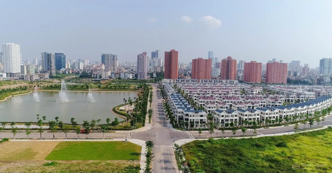 LẮP THANG MÁY TẠI STARLAKE HÀ NỘI