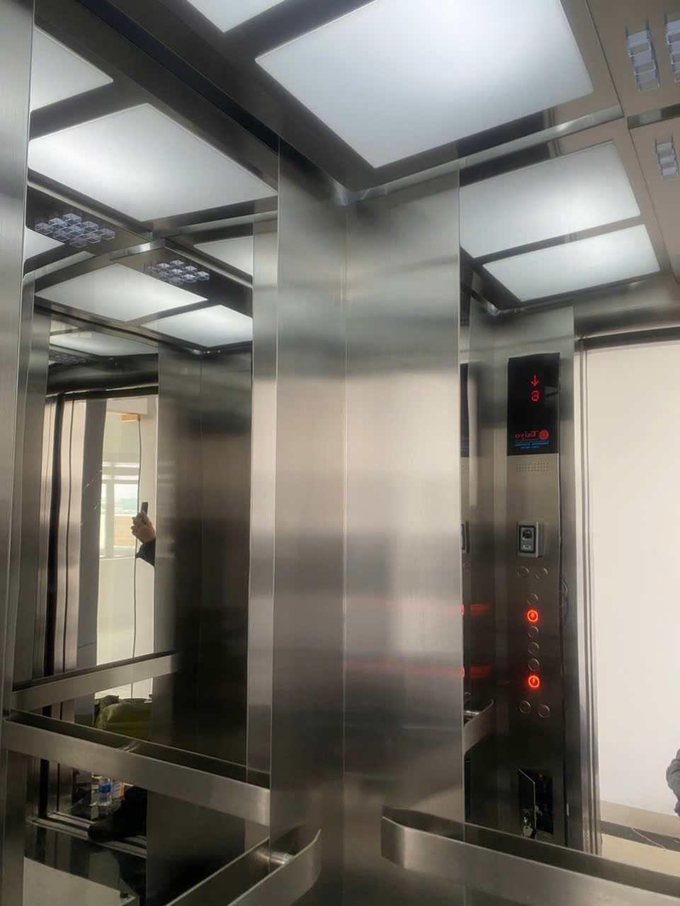 z7521234961179 49527b426d60303f57c592d3173a9951